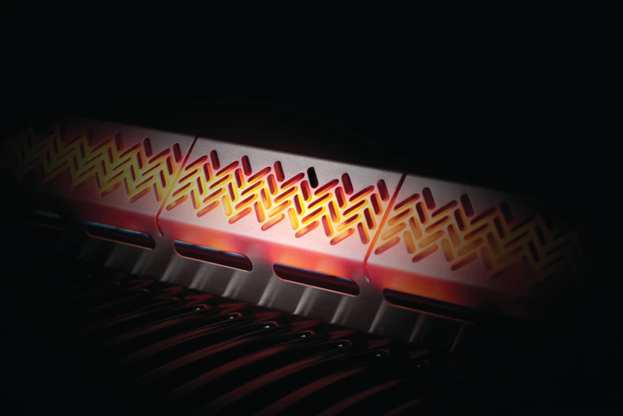 Napoleon Phantom Rogue SE 425 - Mat Zwart Met RVS Roosters - Gas Barbecue - Afbeelding 4